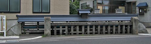 弘前市水道管カバー