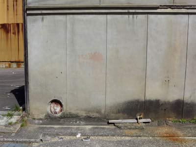 汲取口の蓋、再利用？