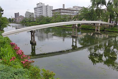 NTTケーブル橋